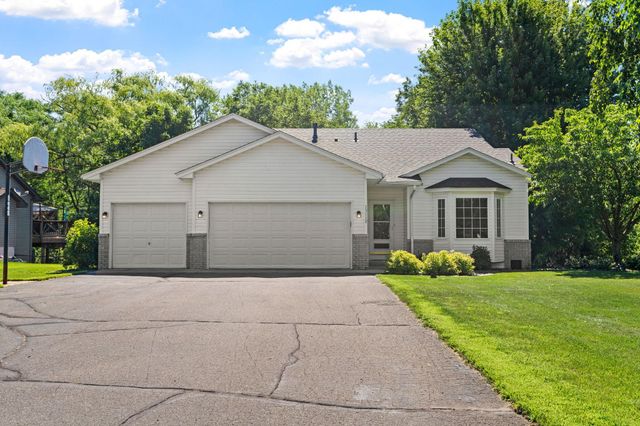 13112 Elgin Drive NW, Elk River, MN 55330