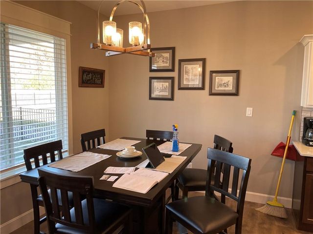 1219 W Adam Court, Ottawa, KS 66067