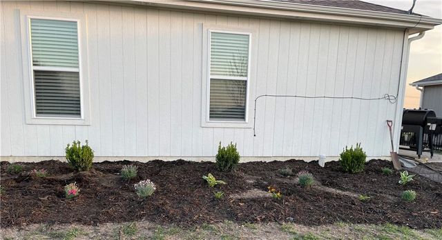 1219 W Adam Court, Ottawa, KS 66067