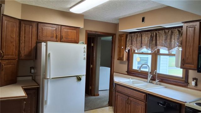 7516 Beach Road, Montezuma, NY 13021