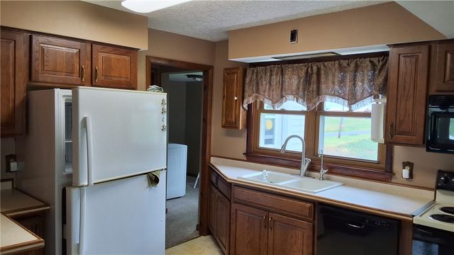 7516 Beach Road, Montezuma, NY 13021