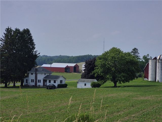 7516 Beach Road, Montezuma, NY 13021