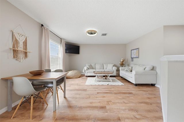 3930 OLD DUNN RD, Apopka, FL 32712