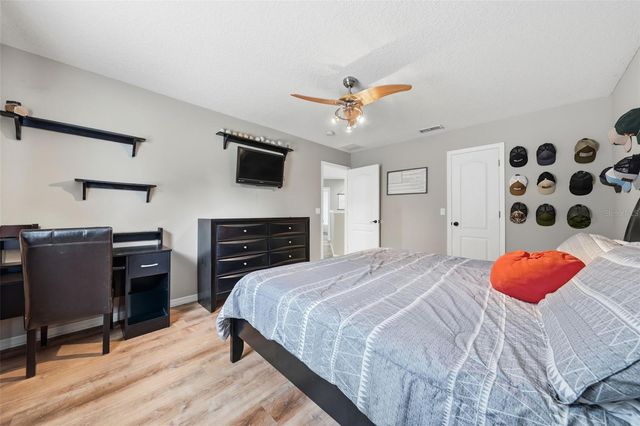 3930 OLD DUNN RD, Apopka, FL 32712
