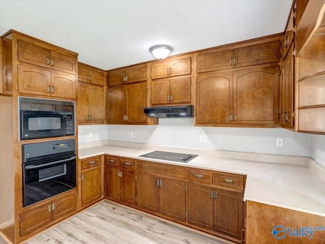 3906 Ellen Drive, Huntsville, AL 35810