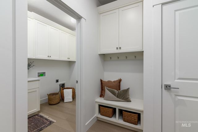 1481 N Burnam Ave, Star, ID 83669