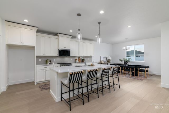 1481 N Burnam Ave, Star, ID 83669