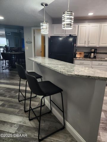 925 N Halifax Ave Apt 901, Daytona Beach, FL 32118