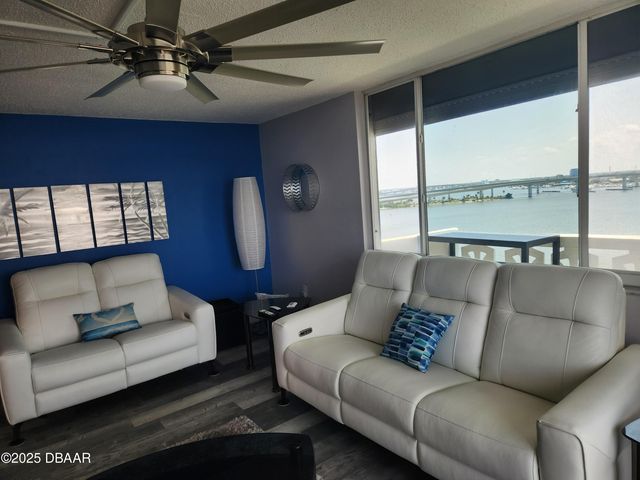 925 N Halifax Ave Apt 901, Daytona Beach, FL 32118