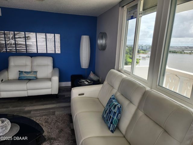 925 N Halifax Ave Apt 901, Daytona Beach, FL 32118