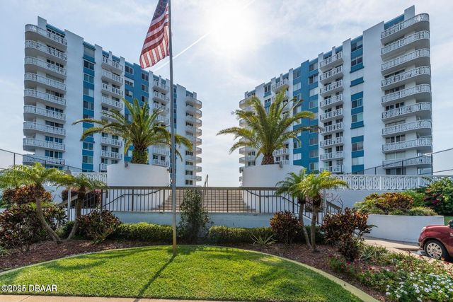 925 N Halifax Ave Apt 901, Daytona Beach, FL 32118