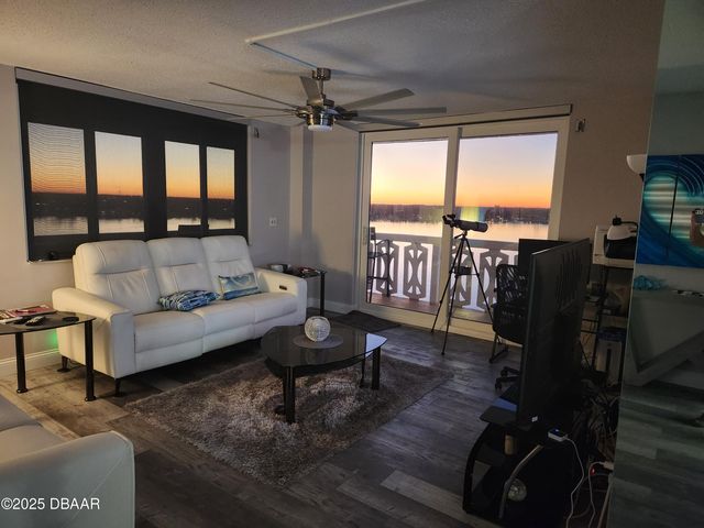 925 N Halifax Ave Apt 901, Daytona Beach, FL 32118