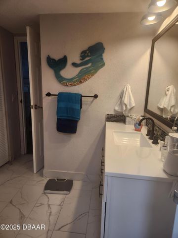 925 N Halifax Ave Apt 901, Daytona Beach, FL 32118