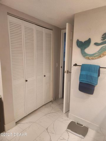 925 N Halifax Ave Apt 901, Daytona Beach, FL 32118