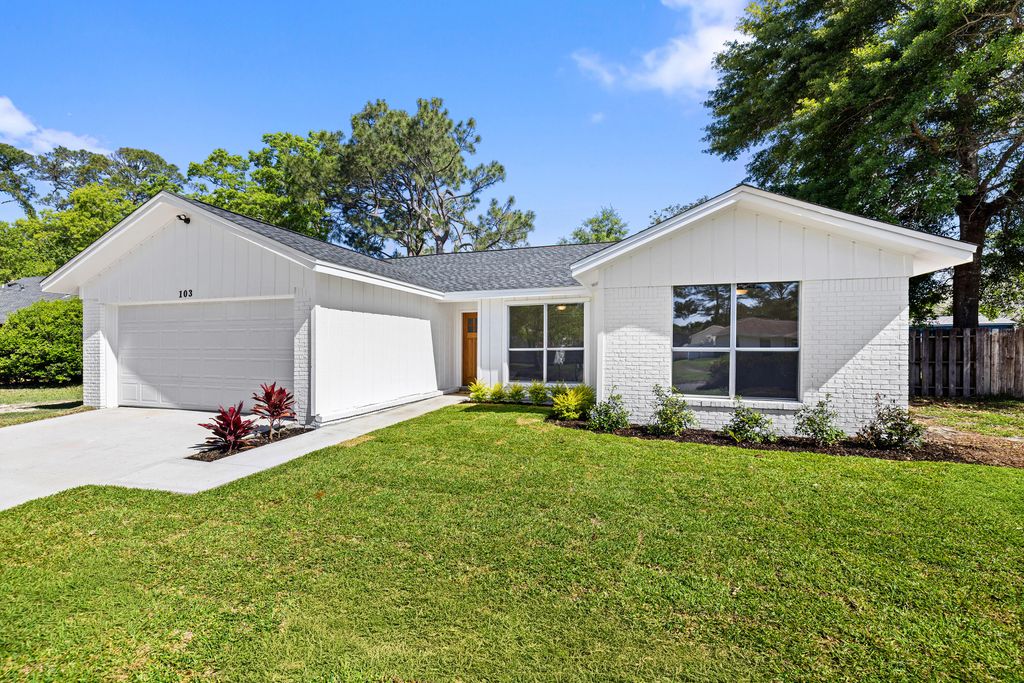 103 Perdido Circle, Niceville, FL 32578