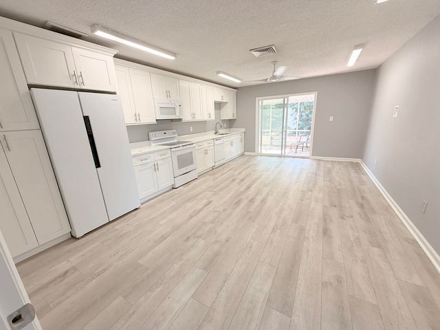 1902 SE Gena Road, Port St. Lucie, Port St Lucie, FL 34952