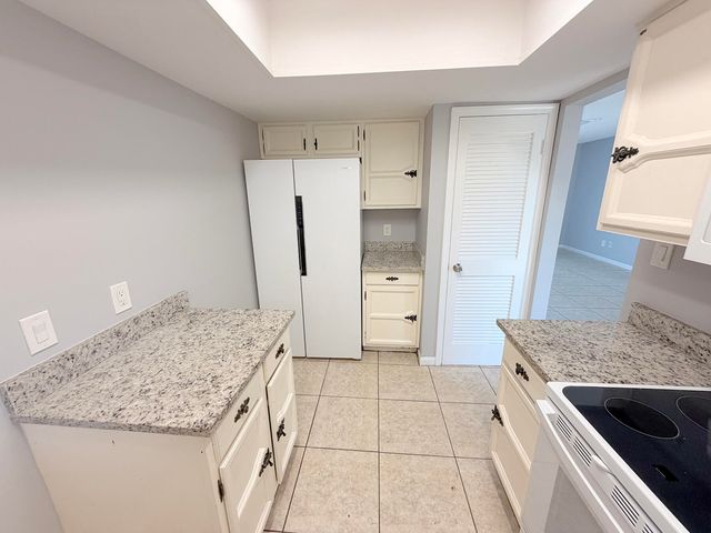 1902 SE Gena Road, Port St. Lucie, Port St Lucie, FL 34952