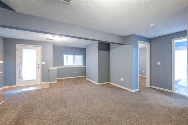 10410 E 45th Terrace, Kansas City, MO 64133
