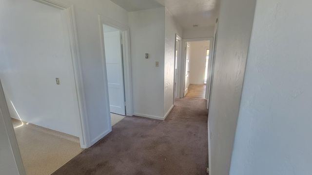 2113 Fruitridge Rd, Sacramento, CA 95822