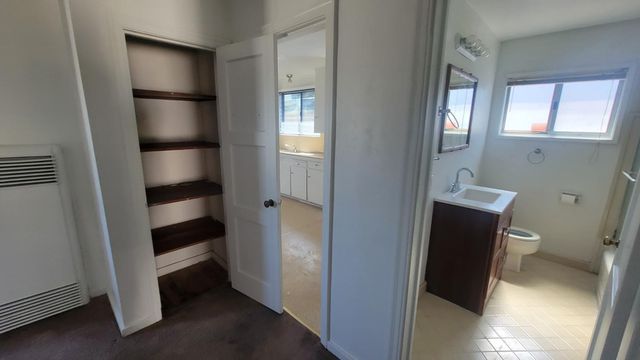 2113 Fruitridge Rd, Sacramento, CA 95822