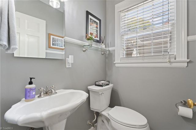 2529 Buena Vista Road, Winston-salem, NC 27104