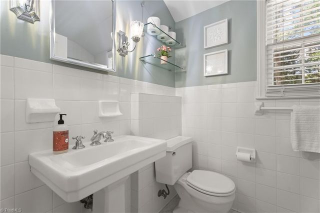 2529 Buena Vista Road, Winston-salem, NC 27104