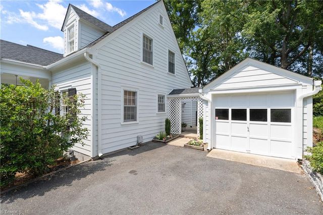 2529 Buena Vista Road, Winston-salem, NC 27104