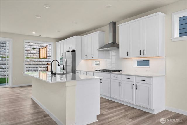 17530 NE Midnight Sun Loop, Poulsbo, WA 98370