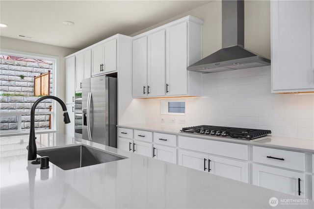 17530 NE Midnight Sun Loop, Poulsbo, WA 98370