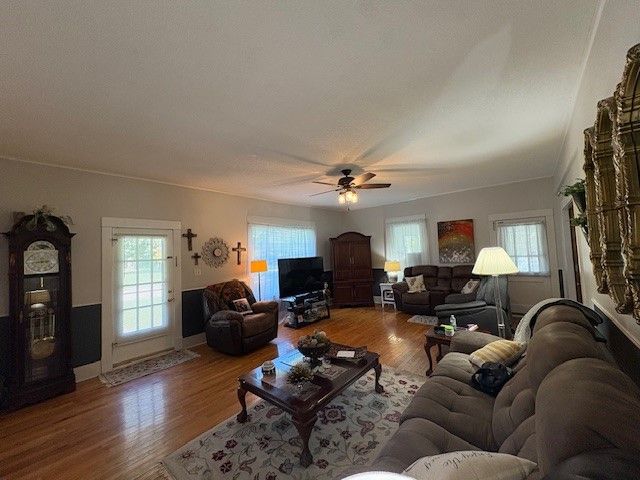 406 Ridge Avenue, Harrison, AR 72601