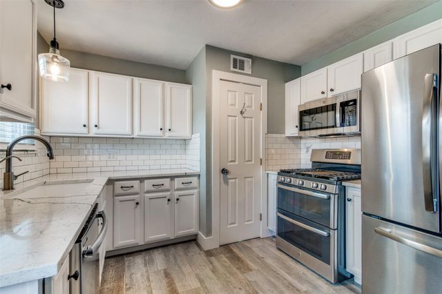 412 Hanbee Street, Richardson, TX 75080