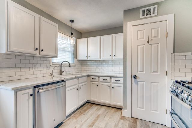 412 Hanbee Street, Richardson, TX 75080