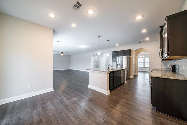 314 Red Oak Place, Smiths Station, AL 36877