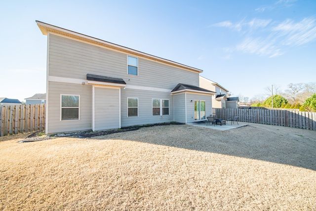 314 Red Oak Place, Smiths Station, AL 36877