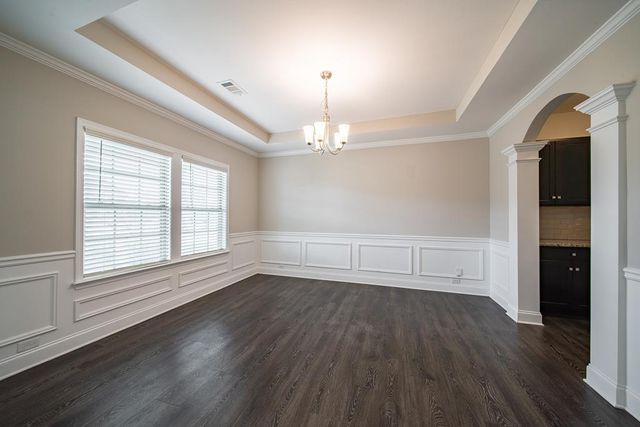 314 Red Oak Place, Smiths Station, AL 36877