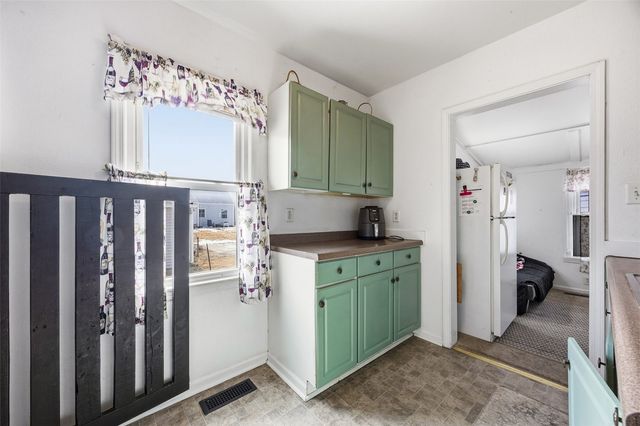 816 10th Street NW, Cedar Rapids, IA 52405