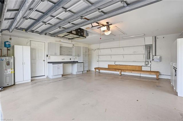 2265 Heritage Greens DR, Naples, FL 34119