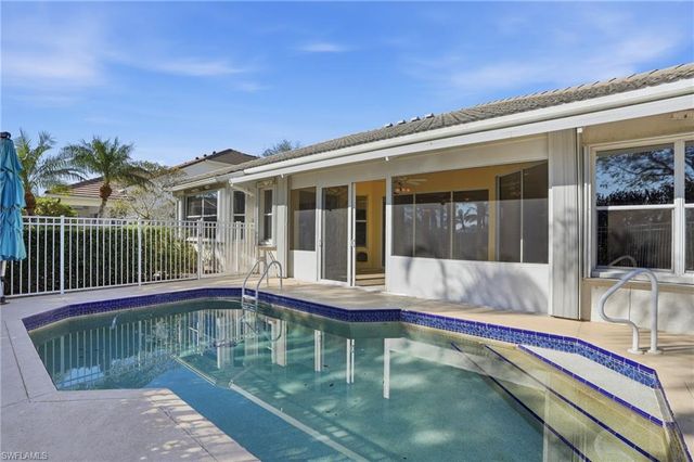 2265 Heritage Greens DR, Naples, FL 34119