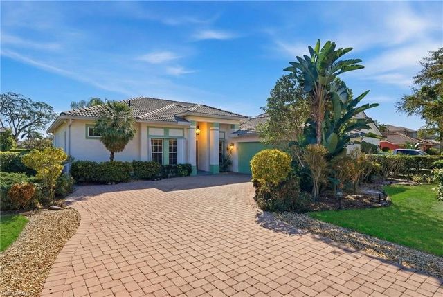 2265 Heritage Greens DR, Naples, FL 34119