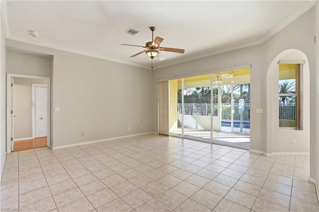 2265 Heritage Greens DR, Naples, FL 34119