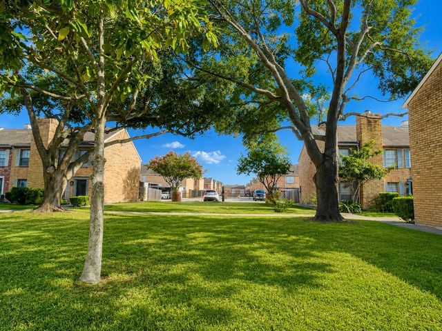 3974 Belle Park Drive, Houston, TX 77072