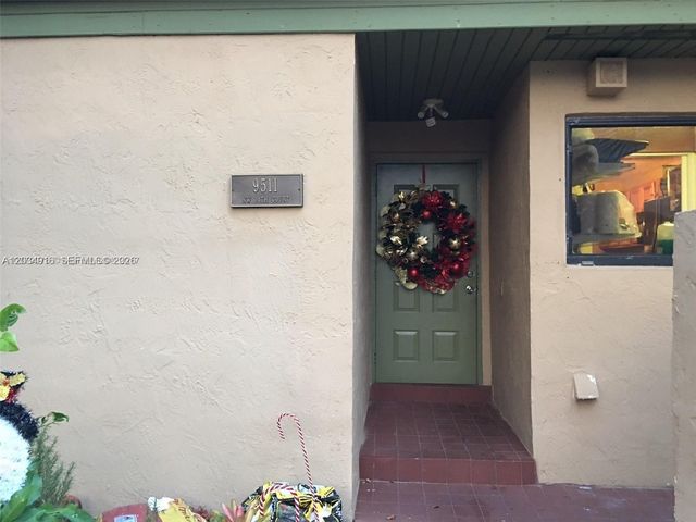 9511 NW 14th Court 213, Pembroke Pines, FL 33024