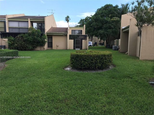 9511 NW 14th Court 213, Pembroke Pines, FL 33024