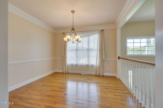 153 Royal Oaks Drive, Jonesborough, TN 37659