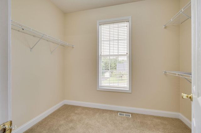 153 Royal Oaks Drive, Jonesborough, TN 37659