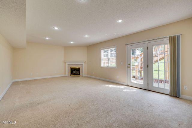 153 Royal Oaks Drive, Jonesborough, TN 37659