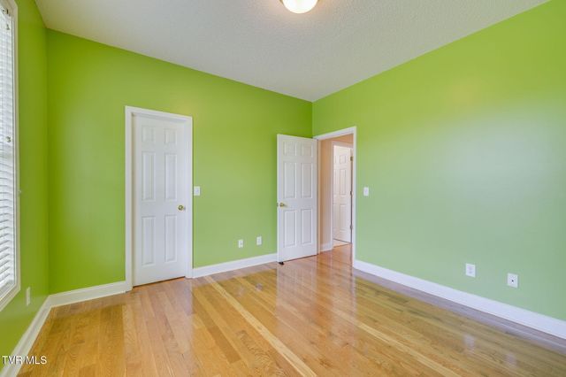153 Royal Oaks Drive, Jonesborough, TN 37659