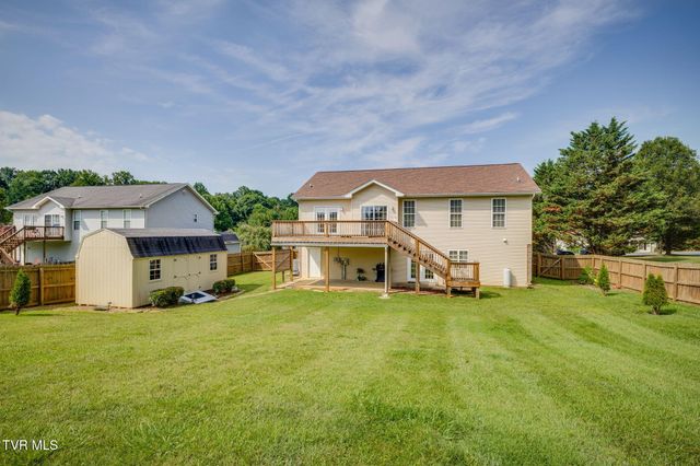 153 Royal Oaks Drive, Jonesborough, TN 37659