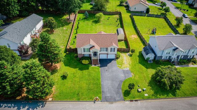 153 Royal Oaks Drive, Jonesborough, TN 37659