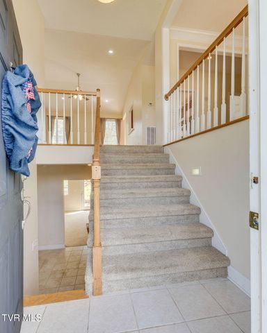 153 Royal Oaks Drive, Jonesborough, TN 37659